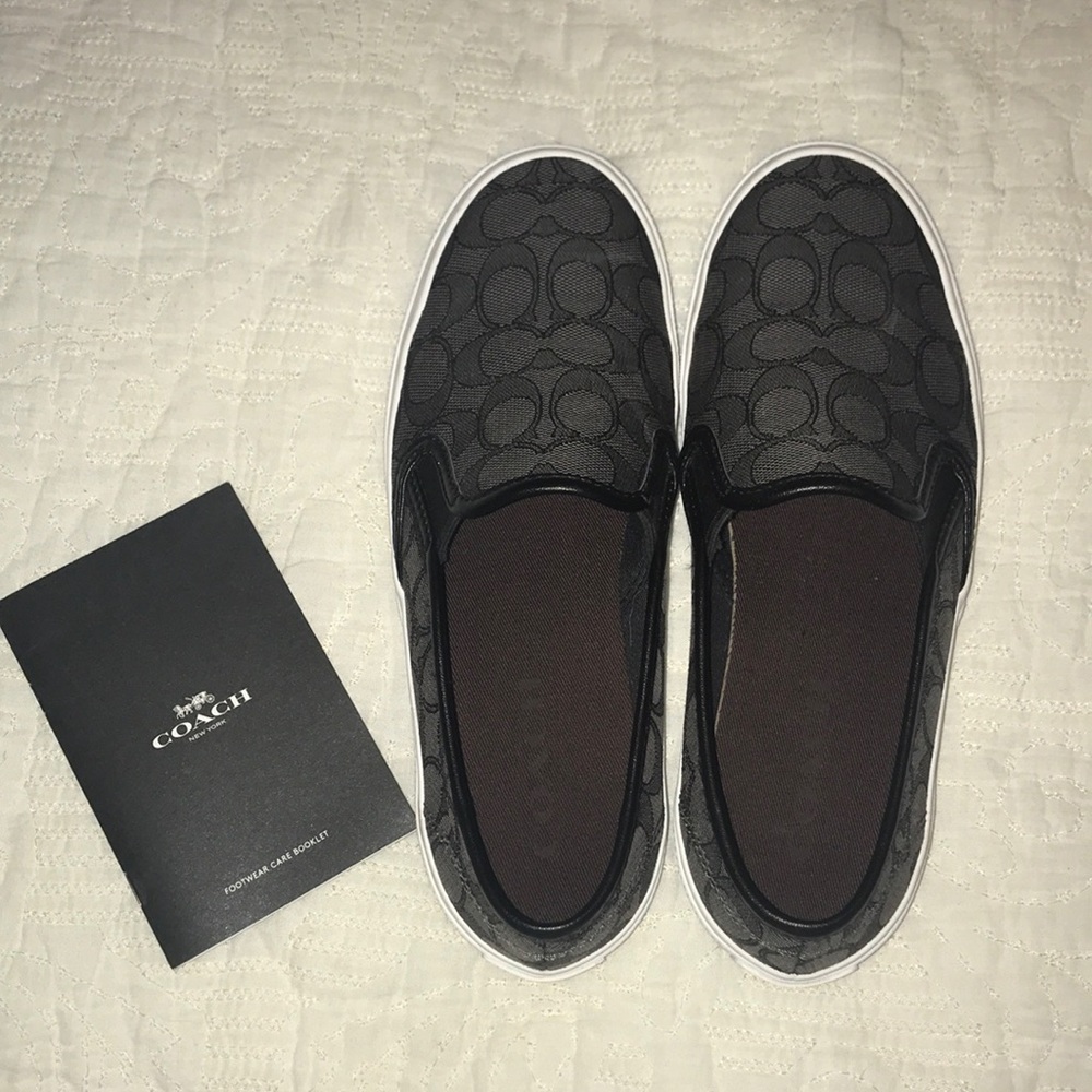 ✨COACH slip on sneakers✨